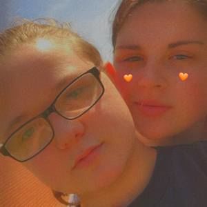 Meet your Posher, Tegan